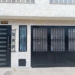  Séjour chez l'habitant Room's El Dorado Colombie