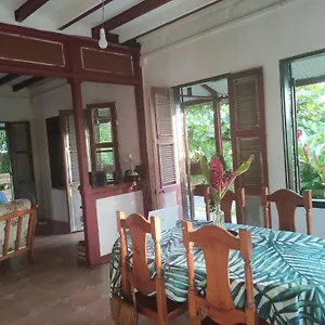  Séjour chez l'habitant Couleur Creole Guadeloupe