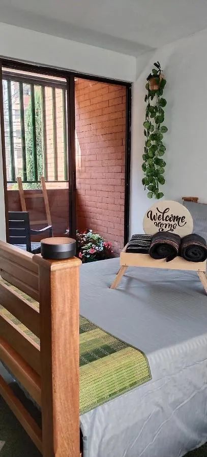 Privatunterkunft Ferienwohnung Moradia Laureles Medellín